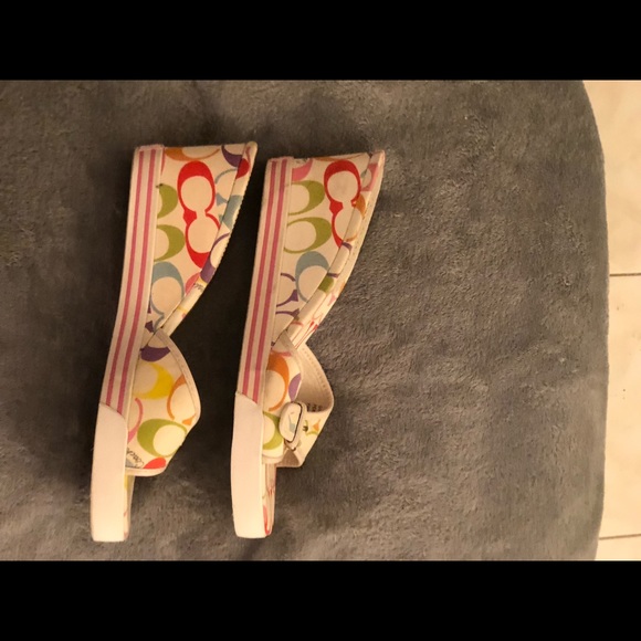 Coach monogram multicolored wedge shoes - Picture 3 of 5